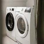 New! Designer With Sauna For 4!best Location! Appartement Karlovy Vary