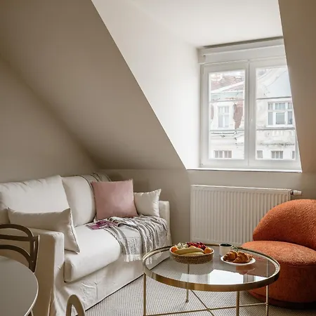 New! Designer For 4!best Location! Karlsbad