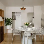 New! Designer For 4!best Location! * Karlovy Vary