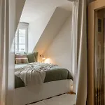 New! Designer For 4!best Location! Apartamento